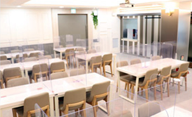 img_facility_-1-1-screen.png